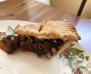 raisin-pie-from-tricia-wiig-mill-valley-adelphes-luncheon-in-honor-of-fern-april-7-2022.jpg